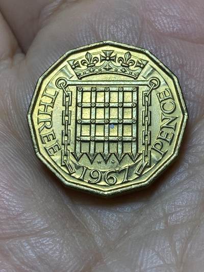 2025年第九十七场(总第一百二十三场）外国好品散币(免佣金) - 英国🇬🇧1967年3便士(伊丽莎白二世青年桂冠，第二版，普制币关门年)