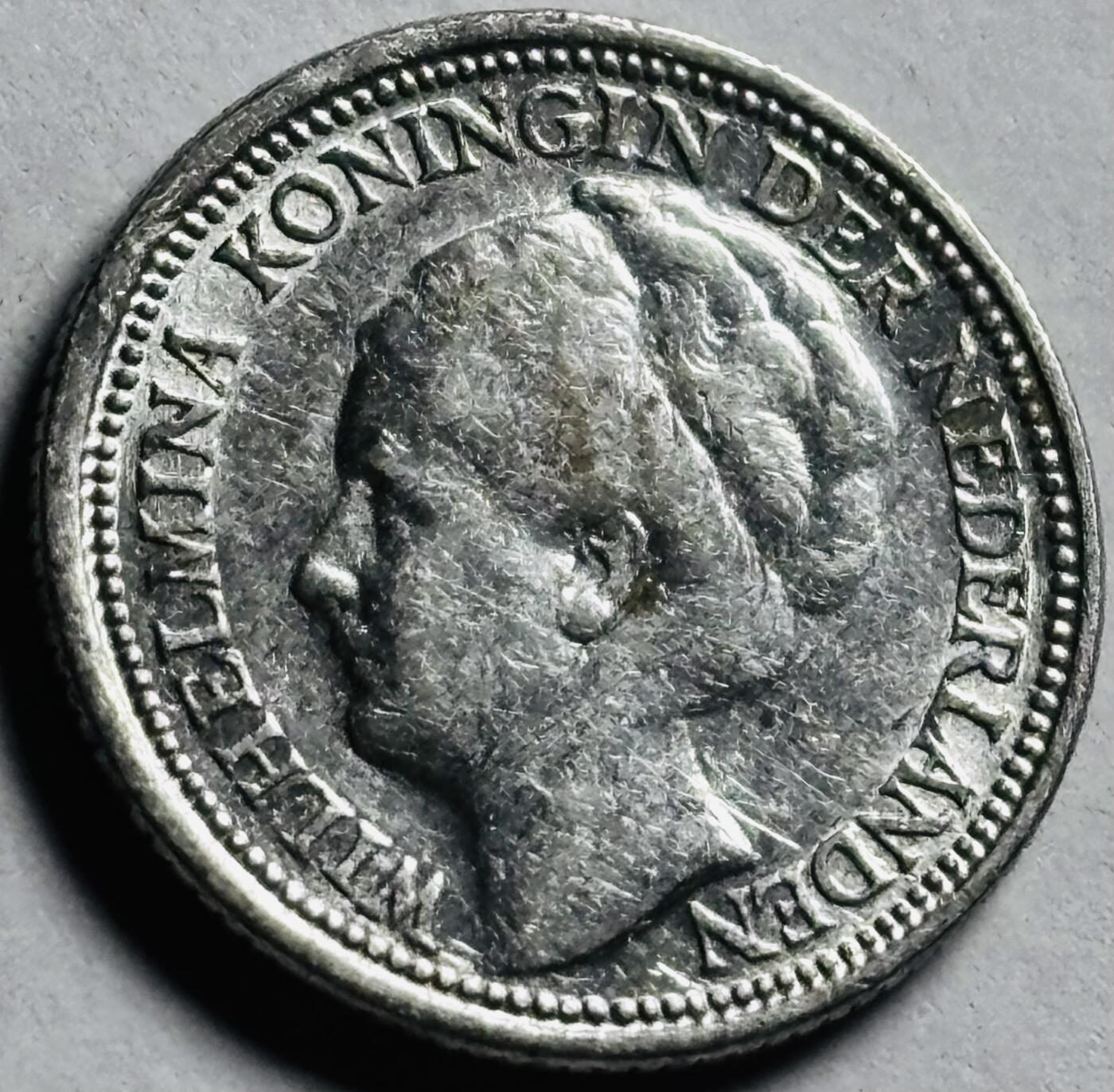 文馨钱币收藏第 273 场， 长期接收代拍品 好品 1937 年荷兰威廉明娜女王 10 分银币，第六版 640 银