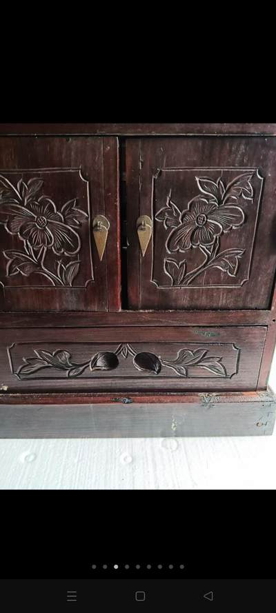 红木首饰盒，品相如图，带有雕工，重量足 - 红木首饰盒，品相如图，带有雕工，重量足