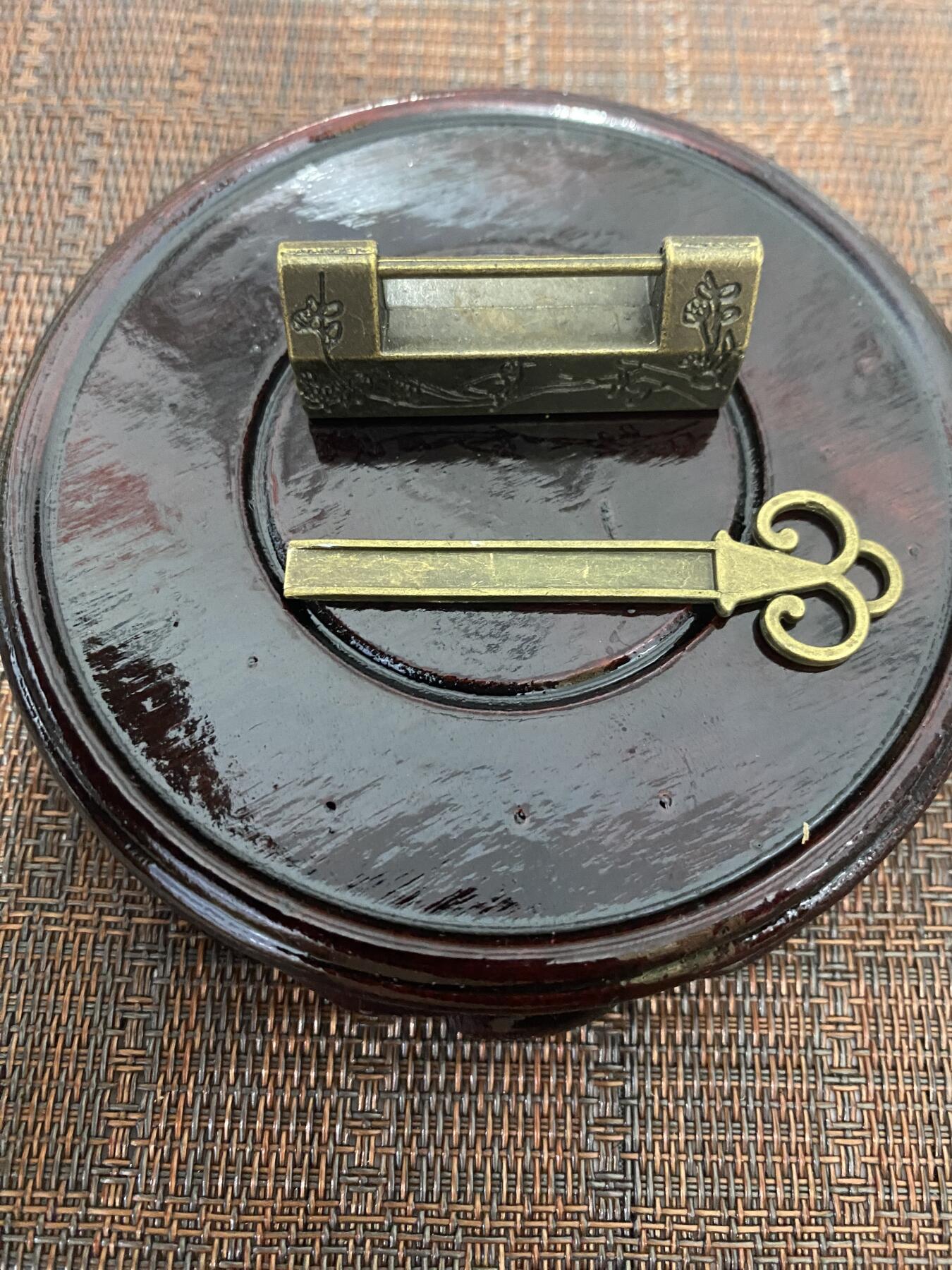江南站09场杂项 铜锁一枚带钥匙