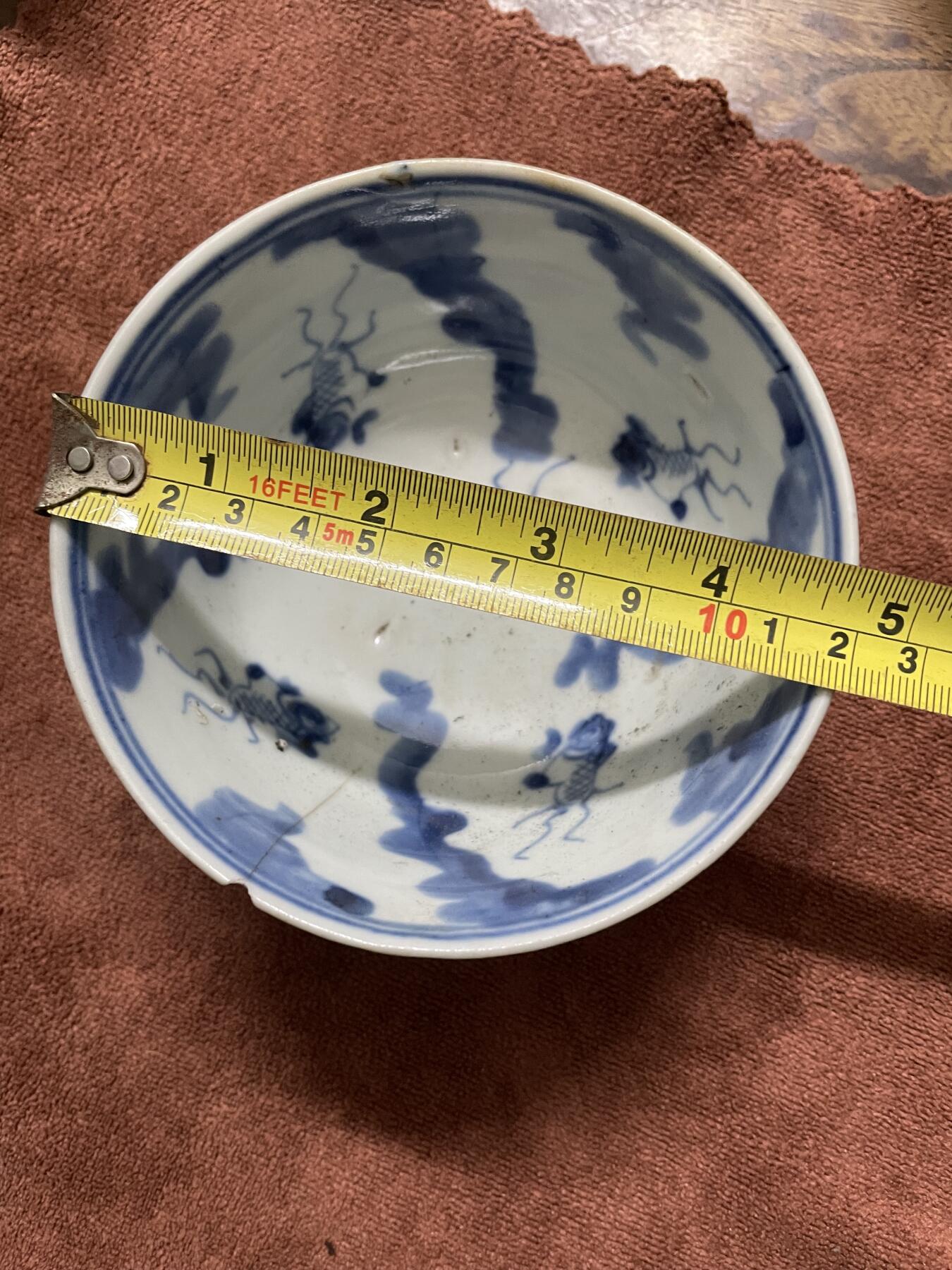 清代老碗，碗有冲线有小磕碰，见图，