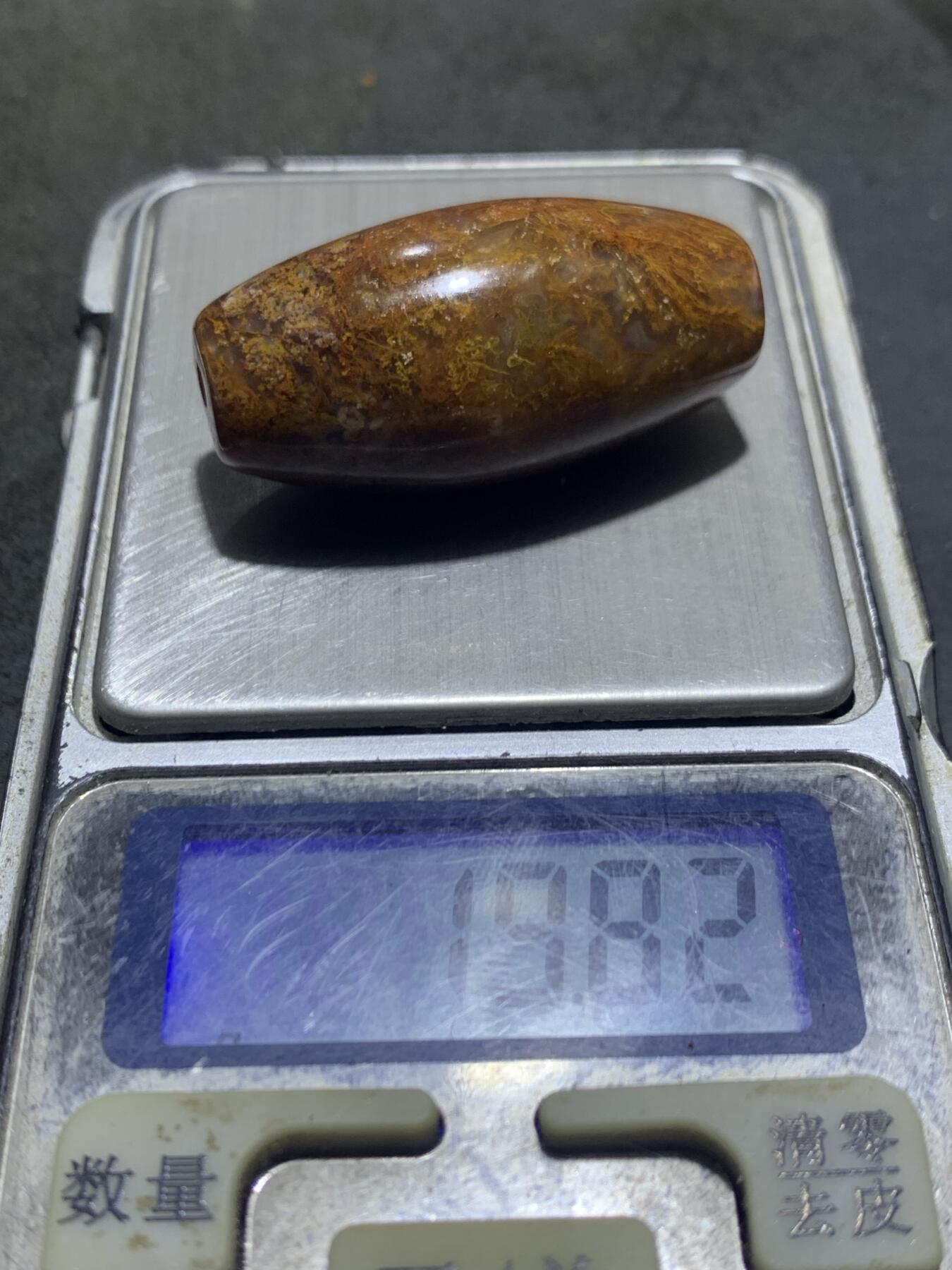 精美高玉化高润度黄金草花纹水草玛瑙桶珠一个