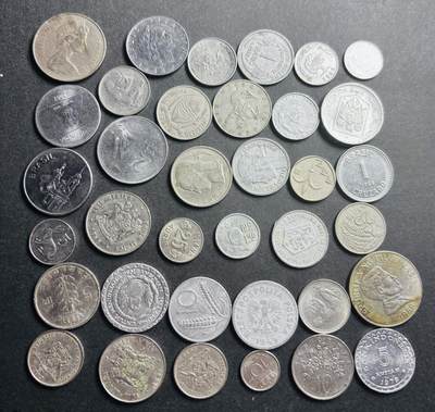 文馨钱币收藏第 273 场， 长期接收代拍品 - 好品各国各时期各面值 36 枚