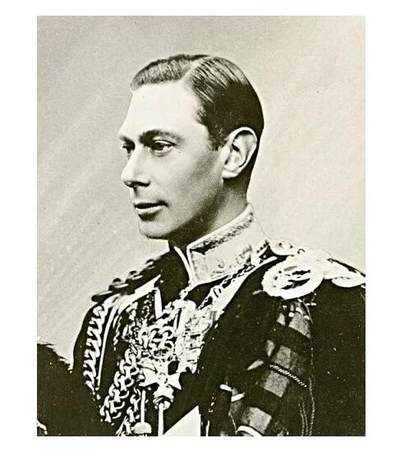 【旋风钱币】10月4日19:00准时开拍 精美欧洲币章 第三帝国货币等 全场包邮！ 英国二战胜利 乔治六世高浮雕精制大白铜章 带绶带 36MM