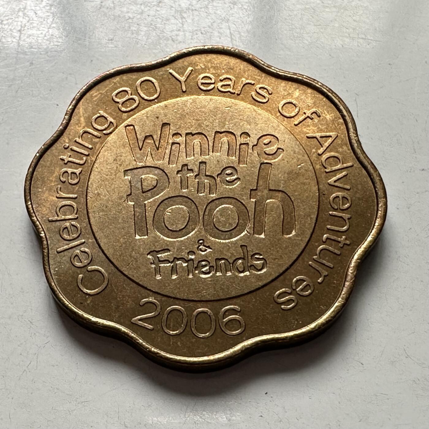 🌹外币初藏🌹🐯2025年第107场  每周二四六晚8️⃣点 接代拍 日本2006年维尼熊套币纪念章
