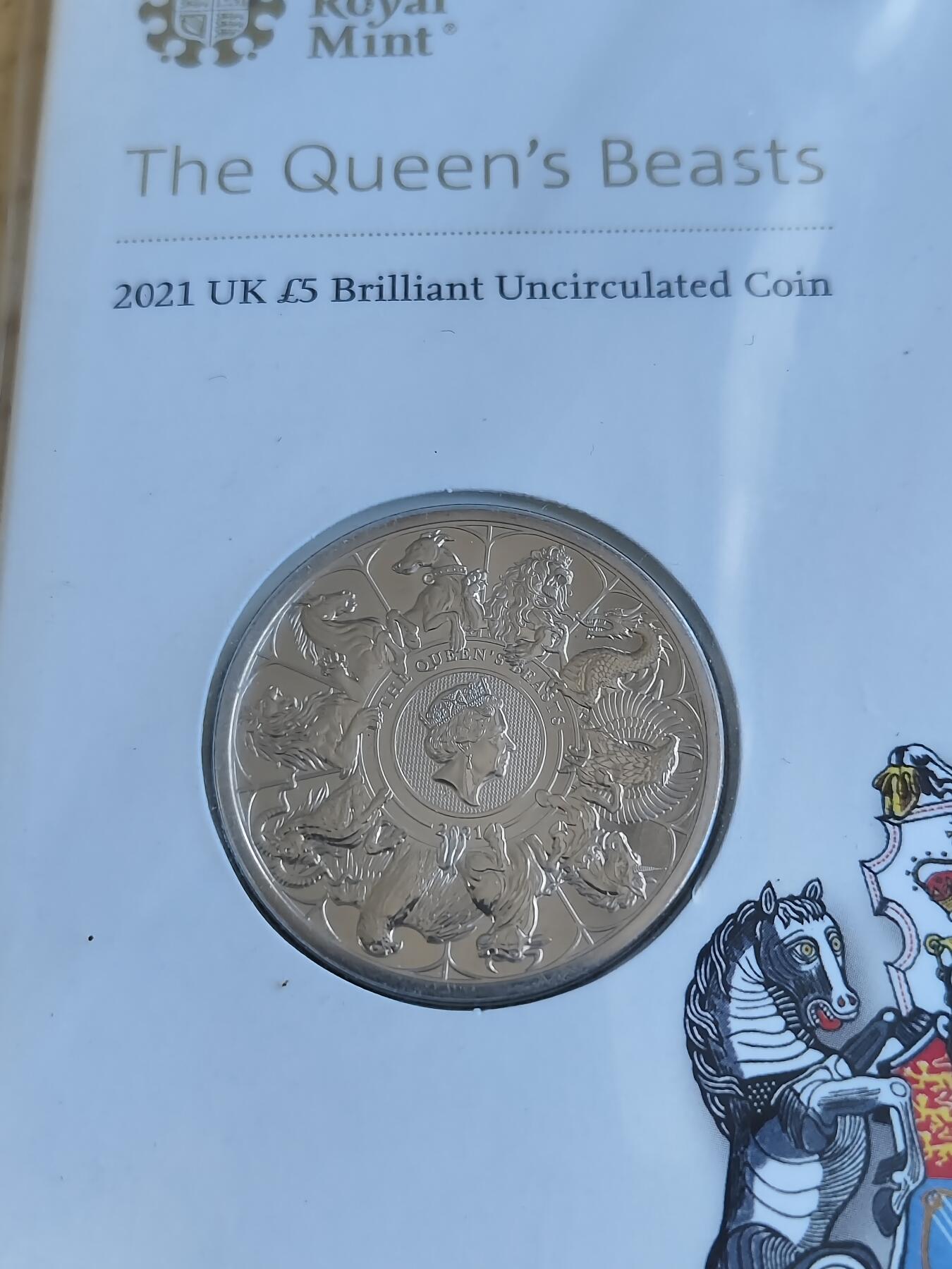第176期拍卖【长期征集拍品】【欢度国庆中秋双节】 卡装英国2021年女王神兽系列十合一5镑纪念币