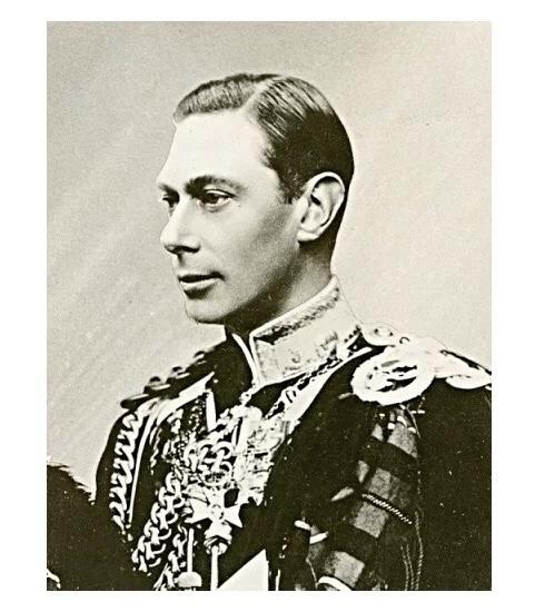 单枚价 英国二战期间乔治六世镀金高浮雕精制币章吊坠 20MM