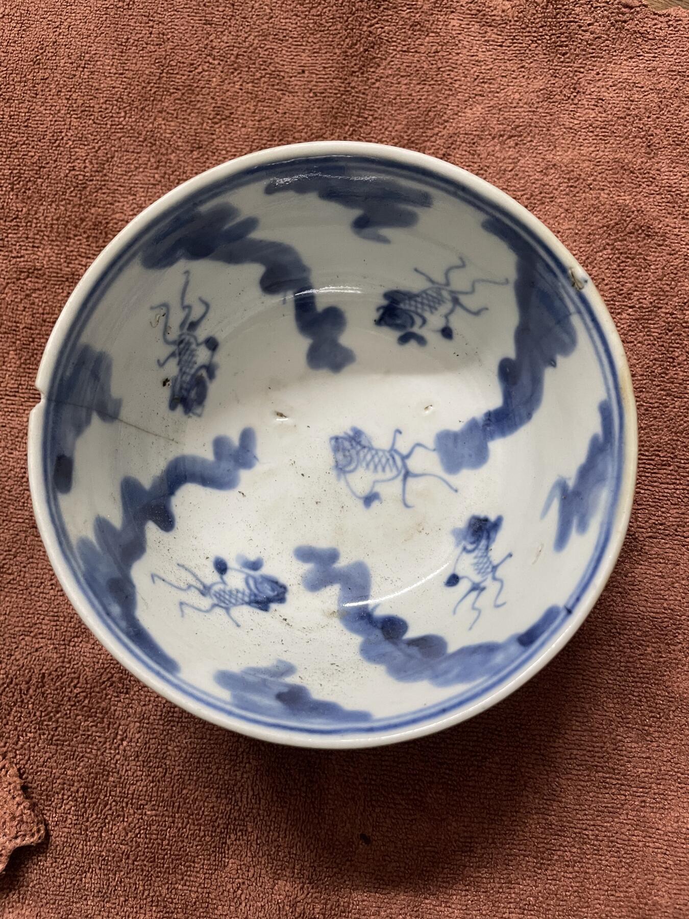 清代老碗，碗有冲线有小磕碰，见图，