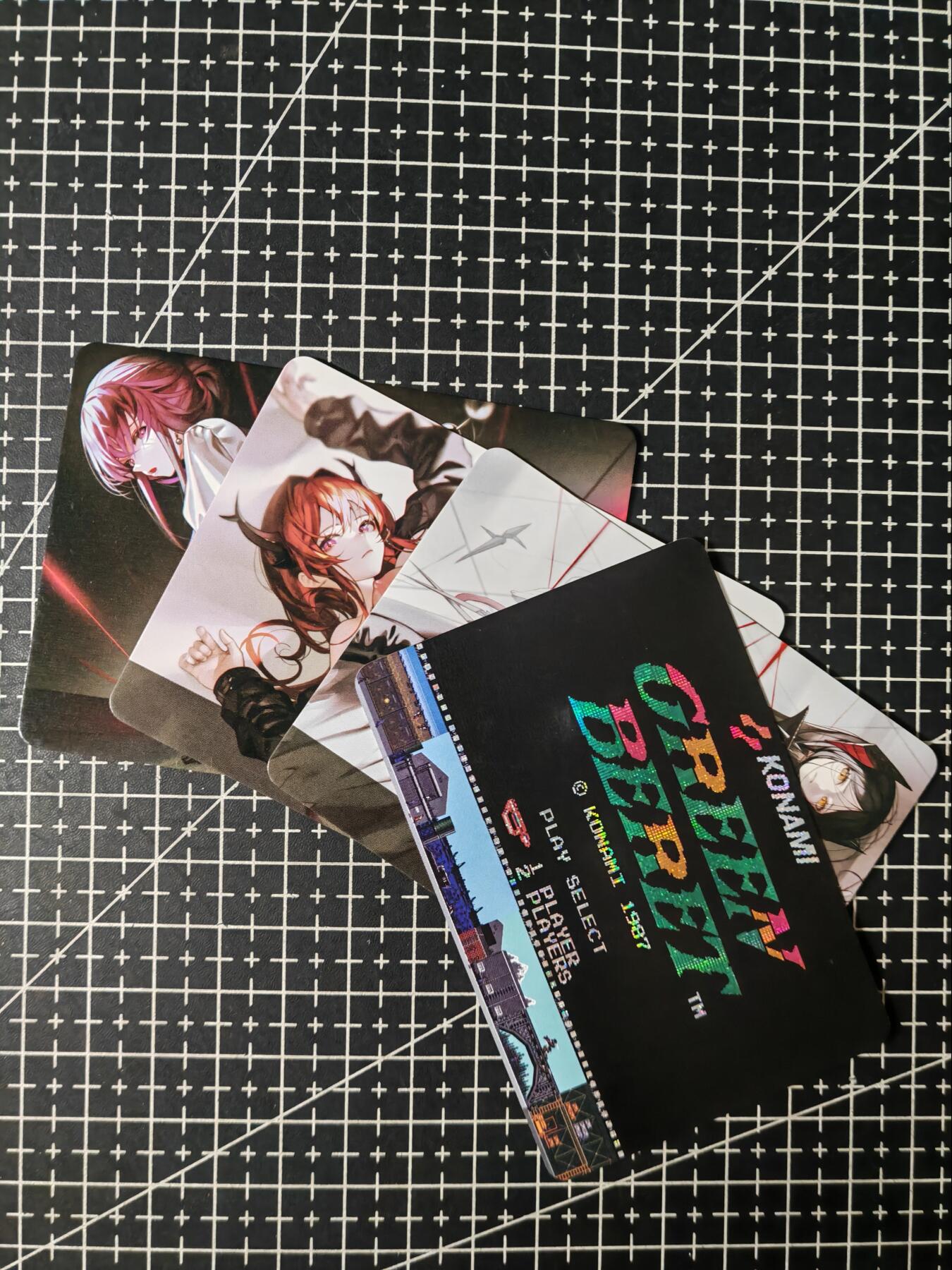 铃鹿第八期（提示一：自制卡难免瑕疵，可能存在撞角爆边等出厂瑕疵，介意慎拍；提示二：参拍请慎重，跑单押金不退的）） 崩铁彩闪艺术小套卡