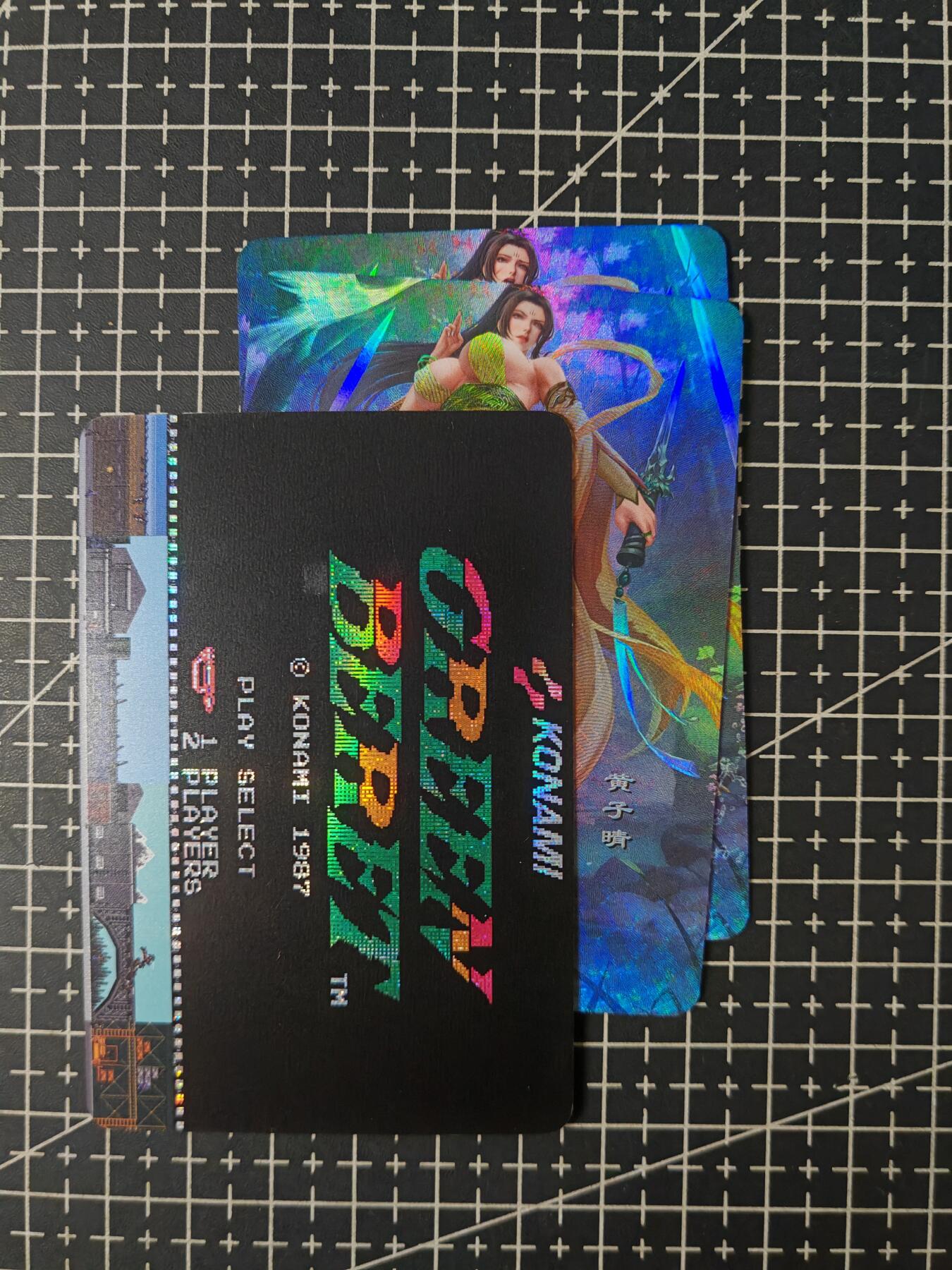 铃鹿第八期（提示一：自制卡难免瑕疵，可能存在撞角爆边等出厂瑕疵，介意慎拍；提示二：参拍请慎重，跑单押金不退的）） 柳钢蛋彩闪艺术对卡