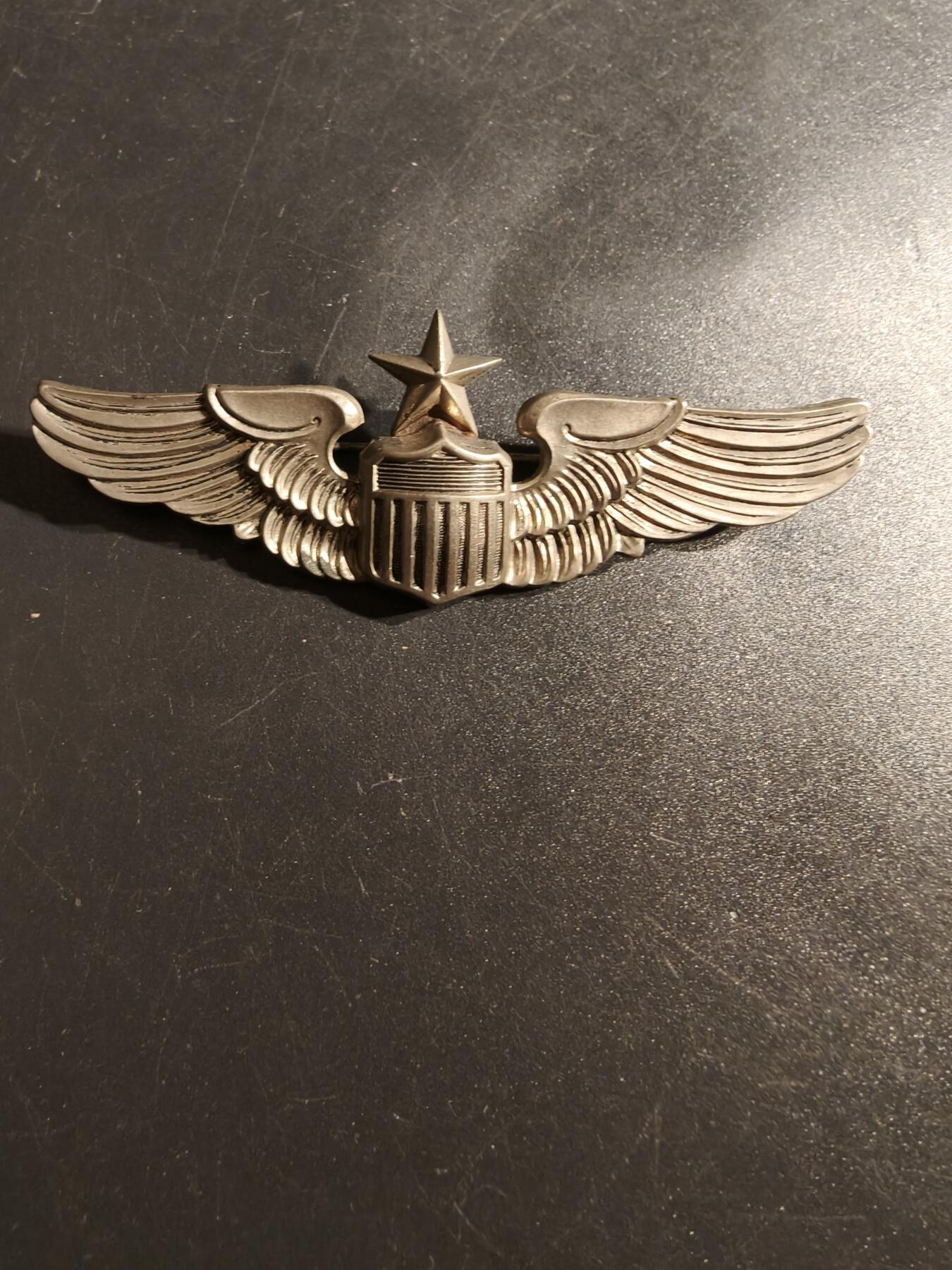 老王徽章第152期 美国二战陆军航空兵飞行员中级技能章   二战时期横针版    3英寸    名厂Gemsco版本