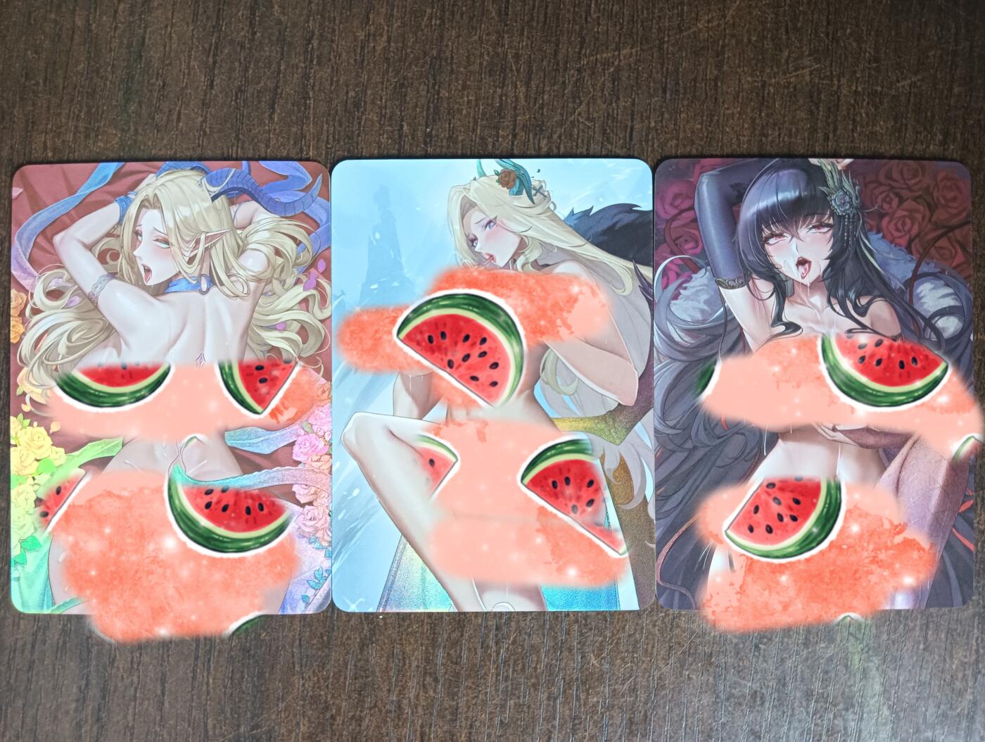花开卡拍第40期（9月28号周日截拍，品控勿拍!!!拍品不寄存，运费5元，自制卡难免瑕疵，可能存在轻微撞角爆边等出厂瑕疵，品控介意勿拍！） 墨卡文创 枕边尤物 3张艺术卡 折光彩闪