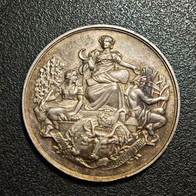 【德藏】世界币章拍卖第148期（拍品征集中~欢迎藏友联系） - 19世纪 法国农业协会银章 淡金色包浆 设计图案细腻丰富 直径约：36.6mm；重约：21.8g