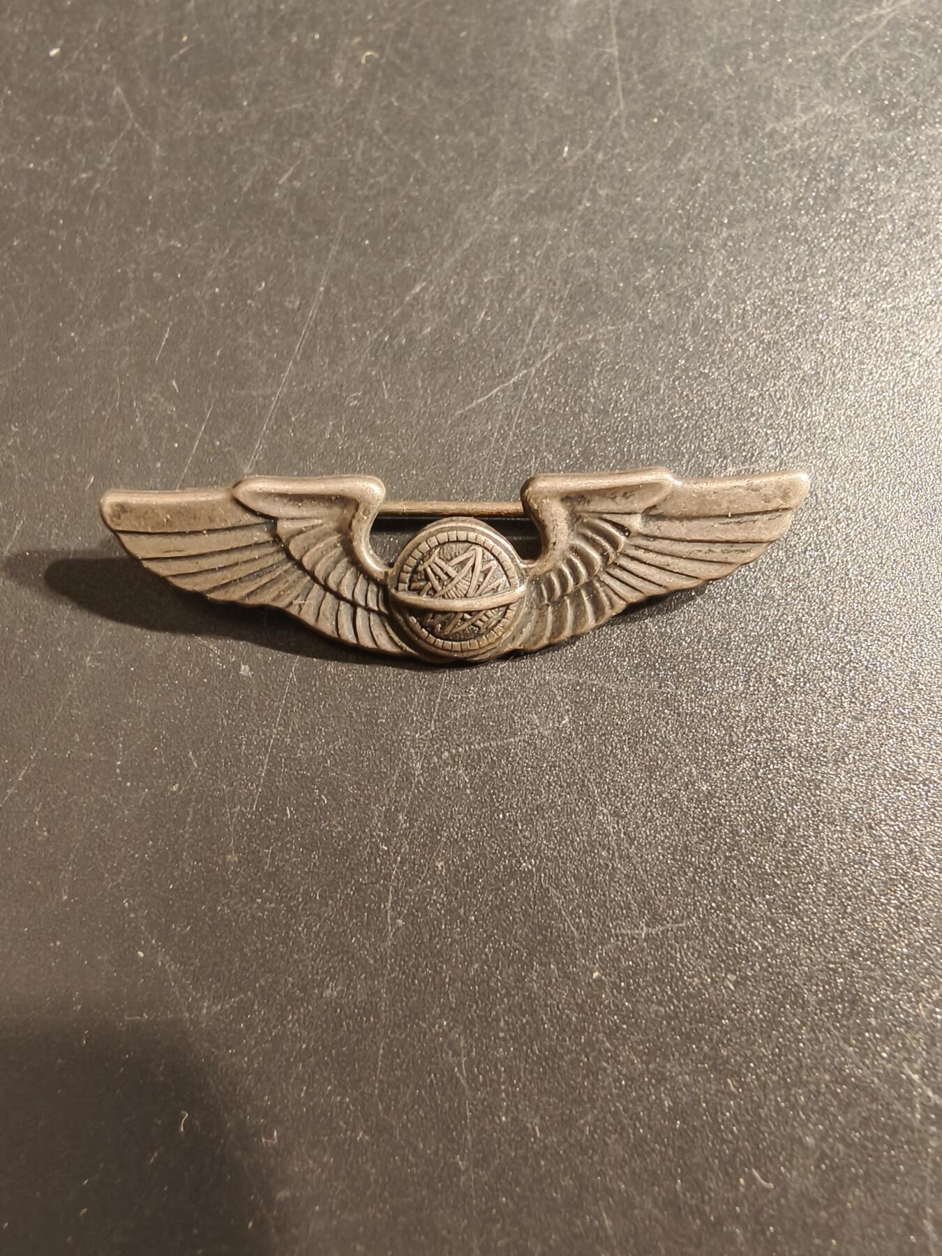 老王徽章第152期 美国二战陆军航空兵领航员技能章   二战时期横针版   925银    1.5英寸