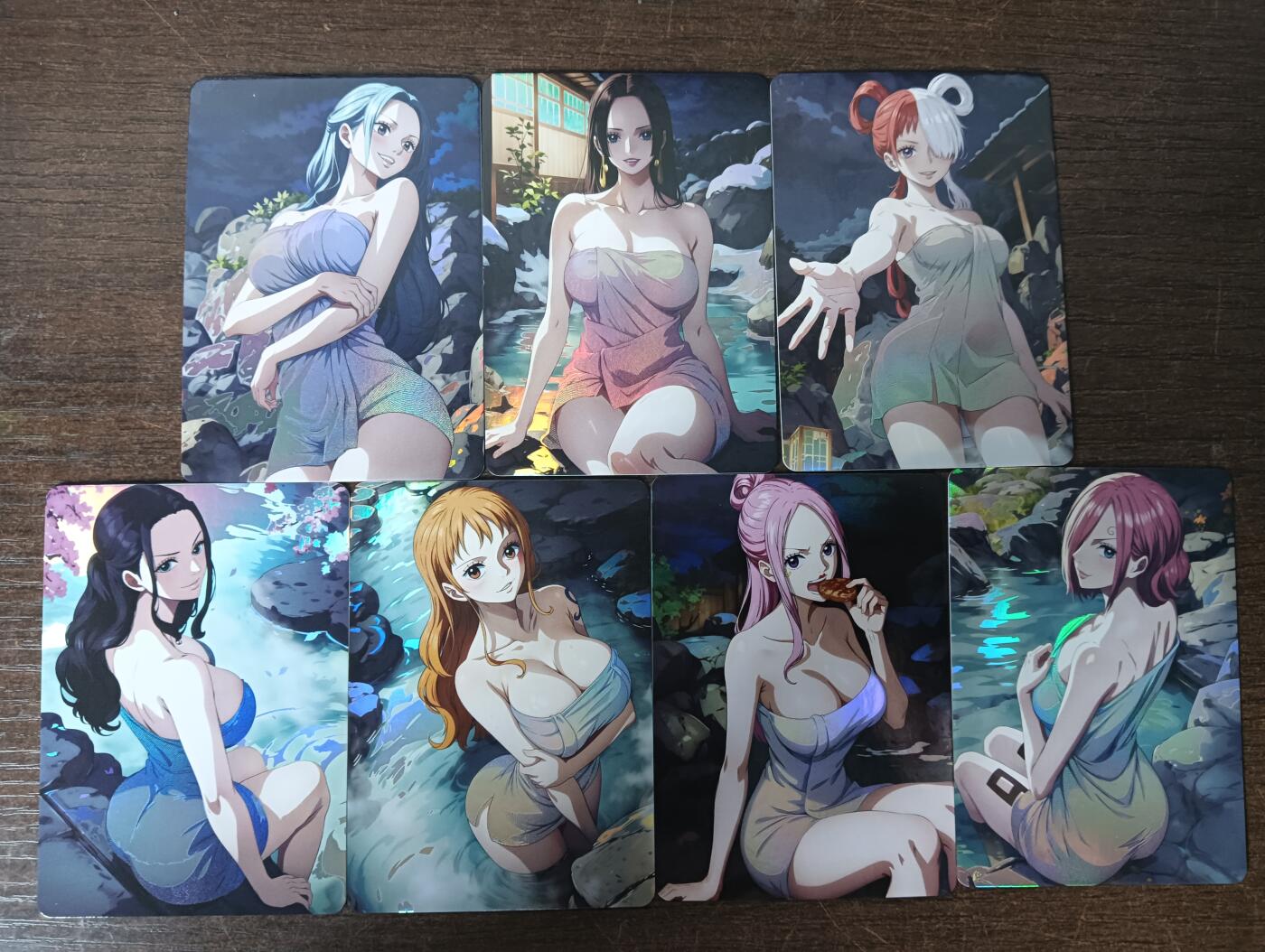 花开卡拍第40期（9月28号周日截拍，品控勿拍!!!拍品不寄存，运费5元，自制卡难免瑕疵，可能存在轻微撞角爆边等出厂瑕疵，品控介意勿拍！） 墨卡 海贼出浴套卡 7张 折光彩闪