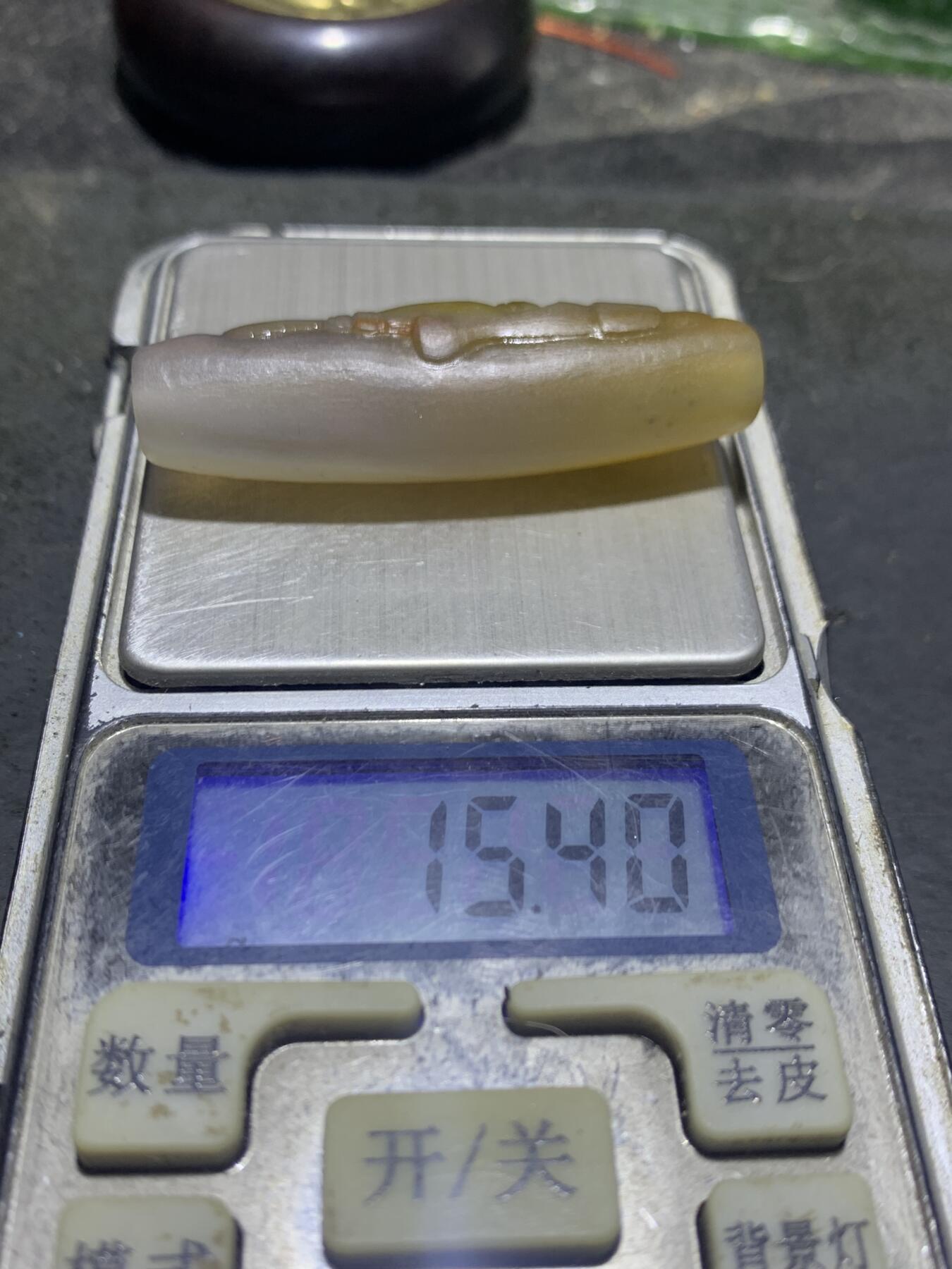 精美亚光高玉化巴西玛瑙手工俏色巧雕如来佛祖桶珠一个！