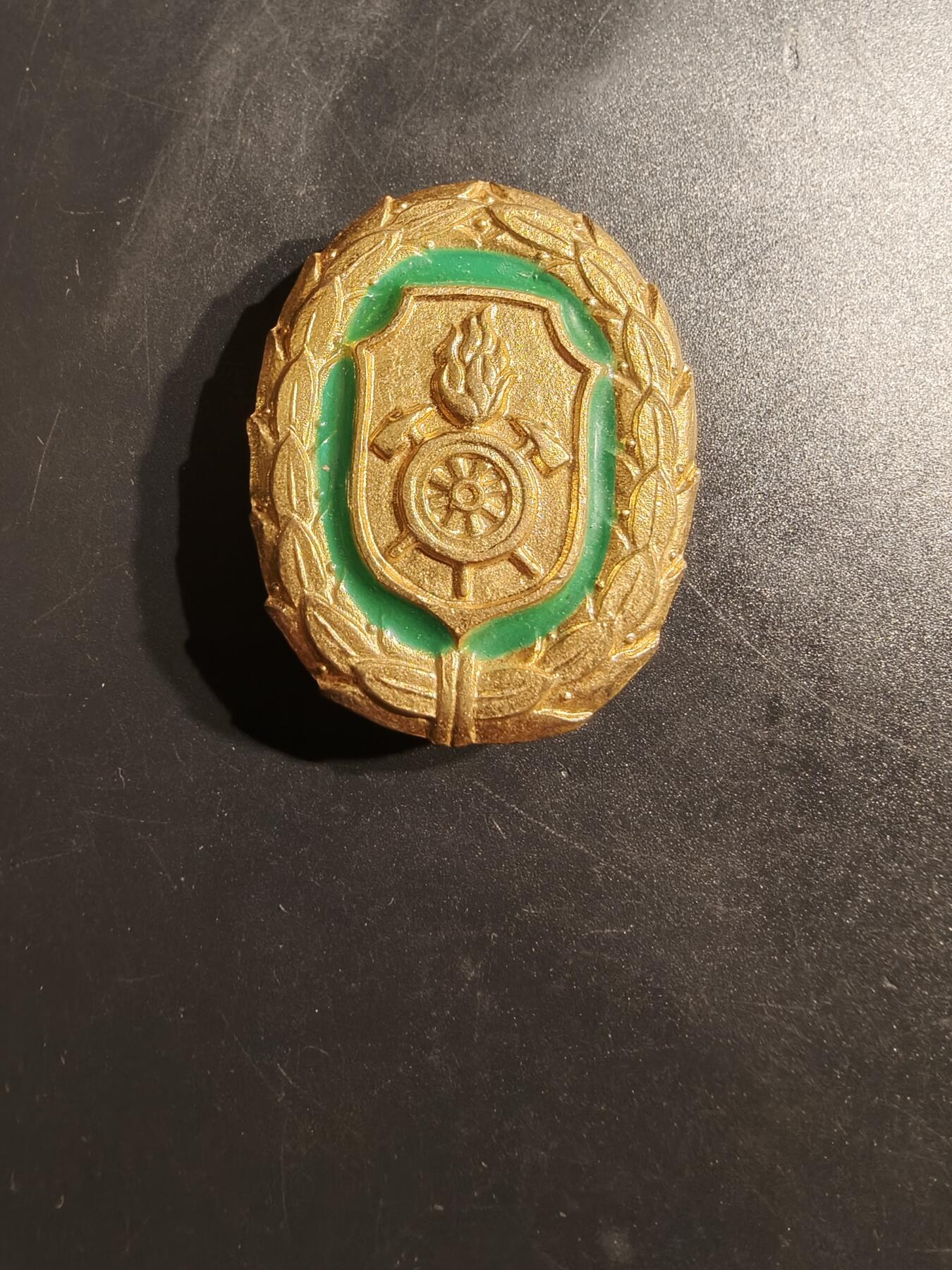 老王徽章第152期 德国巴伐利亚州消防队证章