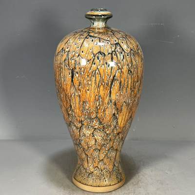 精品老瓷器专场 - 钧瓷窑变釉花口梅瓶