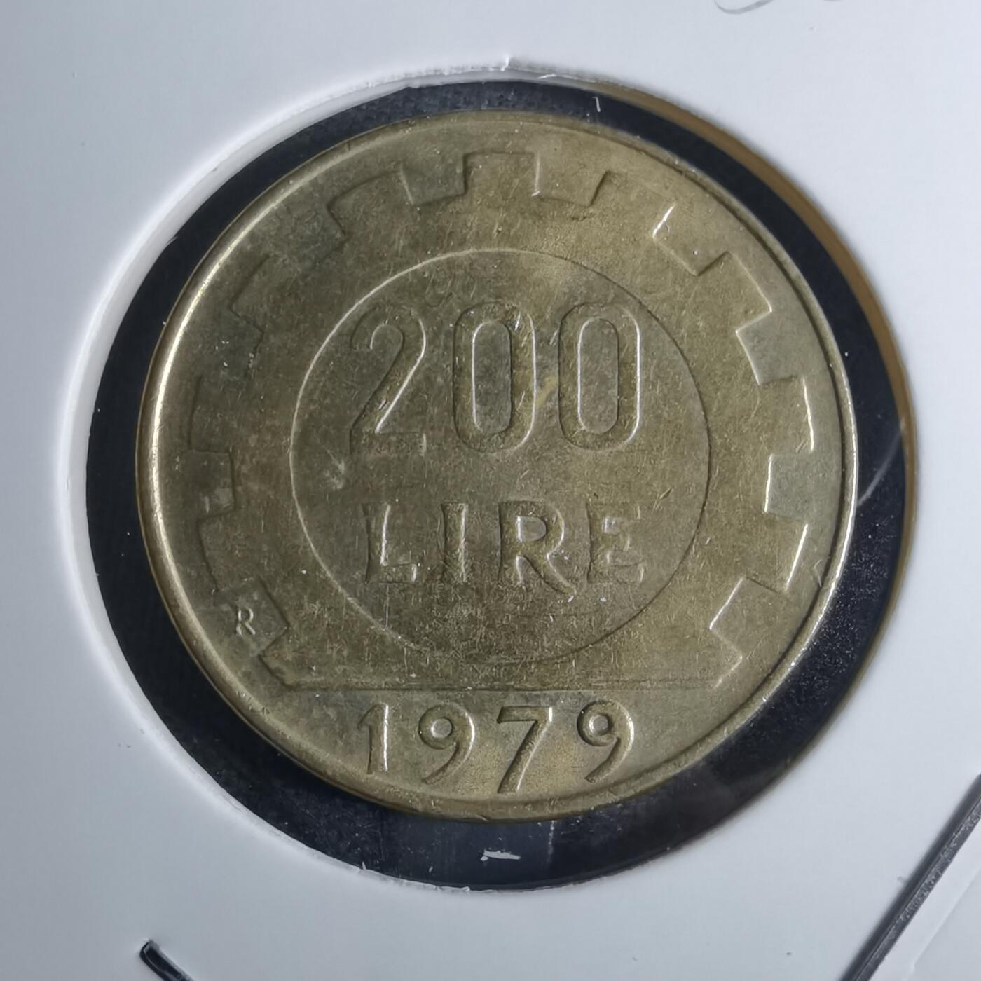 沼泽如烟--第855场 意大利1979年200里拉