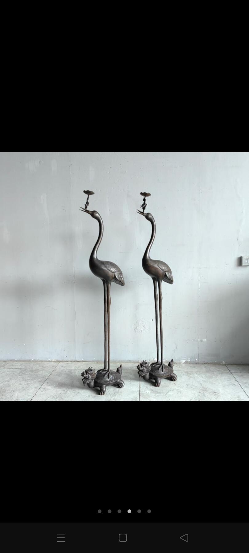 老紫铜龟背鹤～寓意是龟鹤延年，象征长寿、增福添寿，是送礼的上佳之选，尽显主人高雅品味！造型漂亮雕刻精美！布置空间收藏佳器！高154厘米