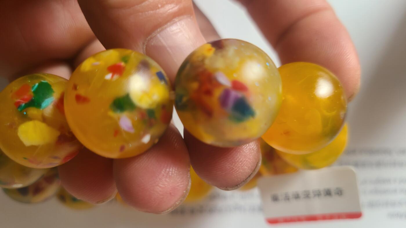 鹿活草变异黄奇卡2.0沉香手串，保真保天然