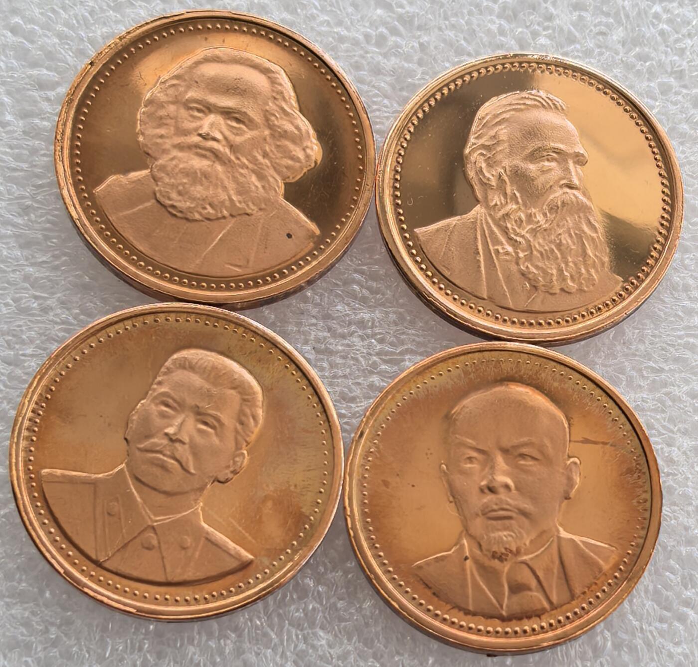 外国优质老铜币纪念币银币，周六九点倒数截拍，可寄存半年满百包邮，中秋节发货,，喜欢朋友微信扫描二维码可直接参拍
