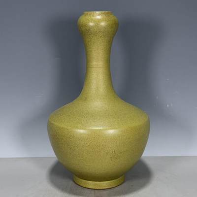 精品老瓷器专场 -  茶叶末釉蒜头折肩瓶