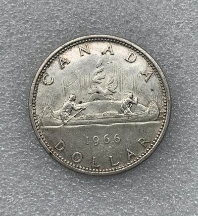 世界钱币专场拍卖 - 1966年加拿大伊丽莎白二世划船一元银币 23.3克 高银