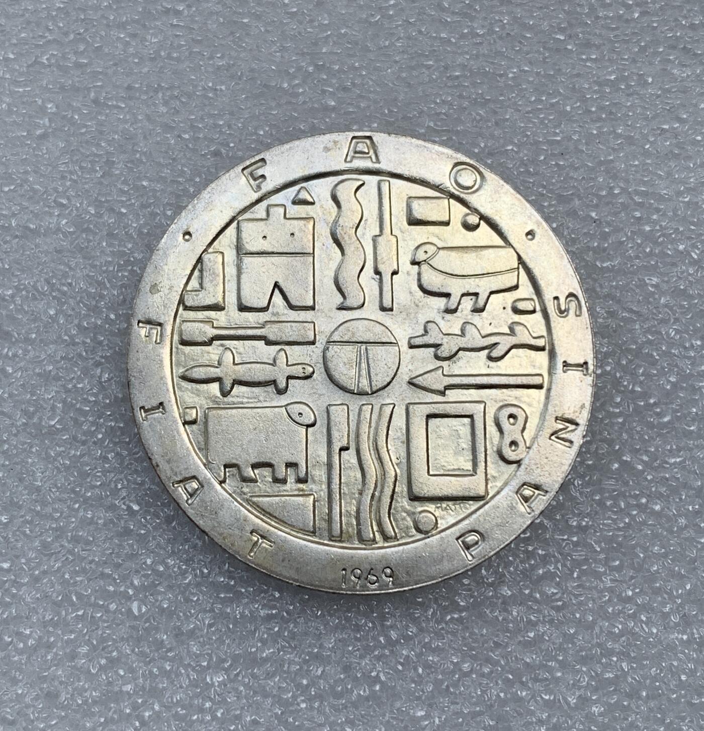 世界钱币专场拍卖 原光品1969年乌拉圭1000比索银币 25克 90%银