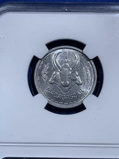 《竞宝斋》第423场 周日，周一，周二  3场连拍 （全场包邮） NGC MS65 马达加斯加1958年1法郎 铝币好品不容易 法属经典品种