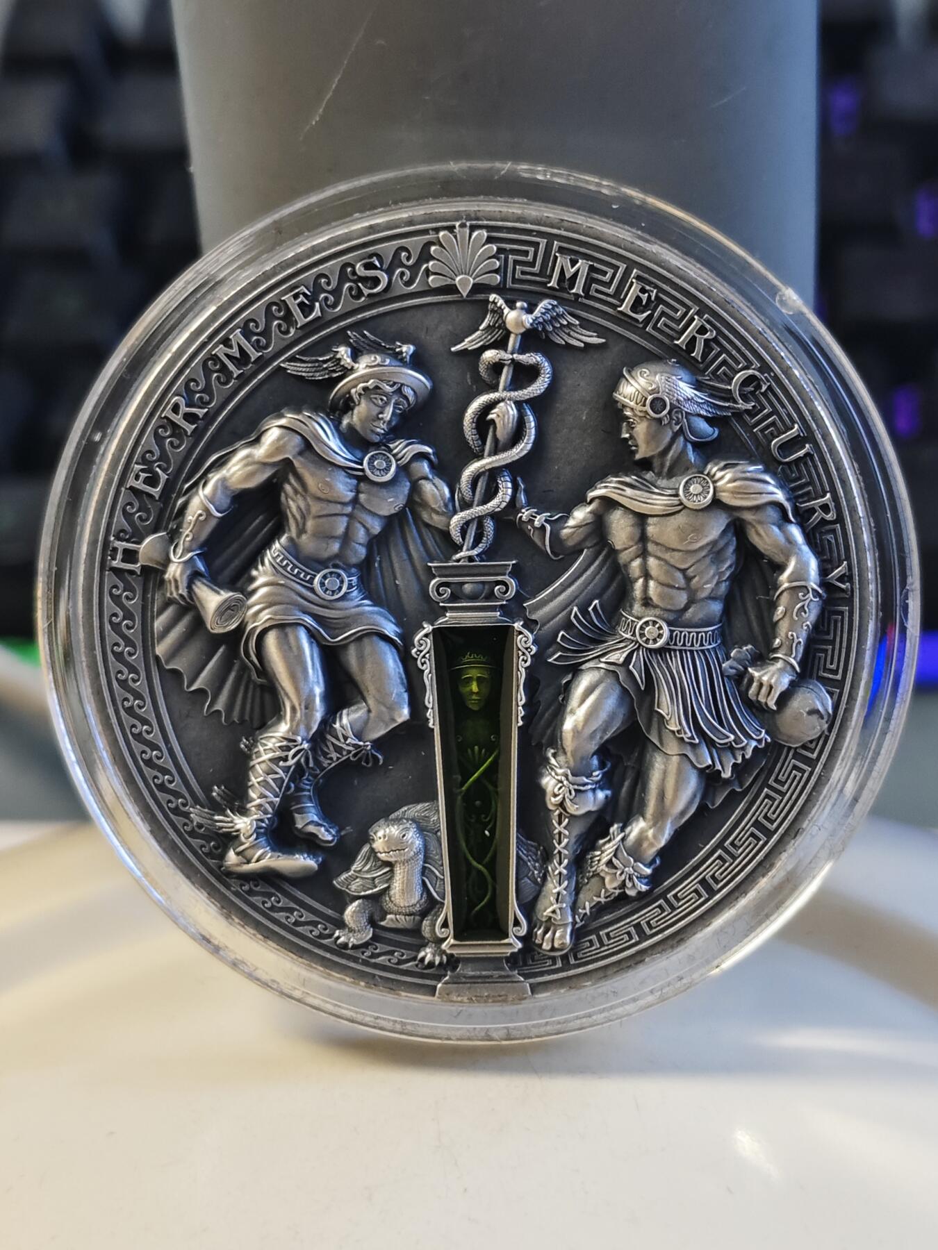 第177期拍卖【长期征集拍品】 纽埃2022年双神赫尔墨斯与墨丘利2盎司银币盒证齐全，999银，发行500枚