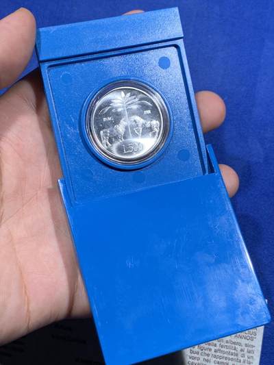 《竞宝斋》第423场 周日，周一，周二  3场连拍 （全场包邮） 意大利1981年维吉尔500里拉纪念银币 原盒+说明书