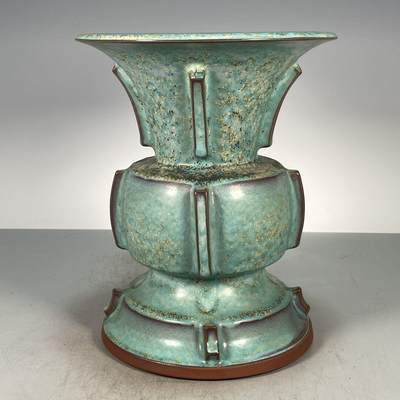 精品老瓷器专场 - 钧瓷窑变绿釉花觚