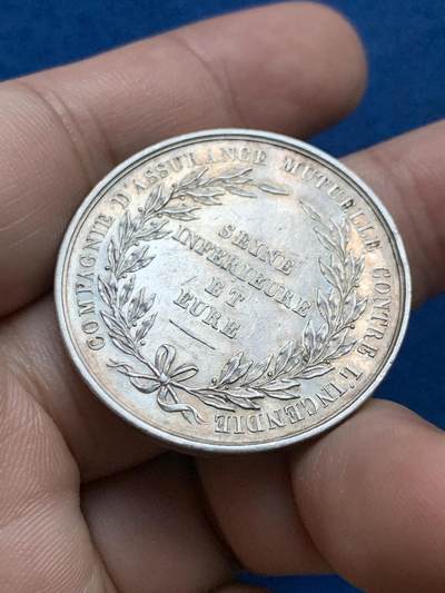 《竞宝斋》第423场 周日，周一，周二  3场连拍 （全场包邮） 法国1818年塞纳火灾互助保险银质代币，浴火凤凰圆形少见款，17.75克，34.6mm