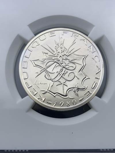 《竞宝斋》第423场 周日，周一，周二  3场连拍 （全场包邮） NGC PF66 法国第五共和国 1980年 10法郎加厚精制银币 资料显示发行量仅820枚