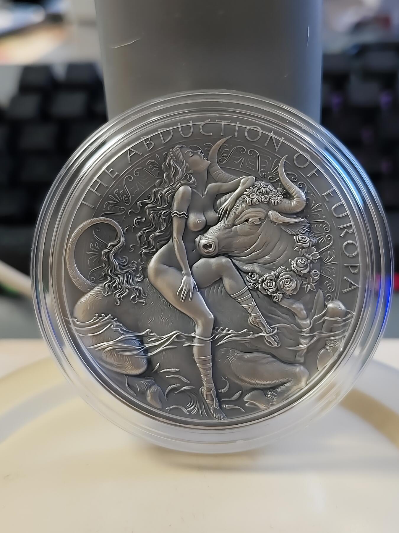 第177期拍卖【长期征集拍品】 喀麦隆2022年国色天香系列4欧罗巴女神2盎司银币，999银，发行500枚，