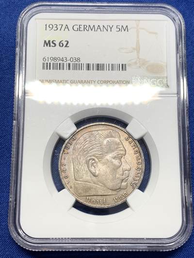 《竞宝斋》第423场 周日，周一，周二  3场连拍 （全场包邮） - NGC MS62 德国 1937A 兴登堡 5马克 银币 双面醇厚原味包浆，底板优秀。