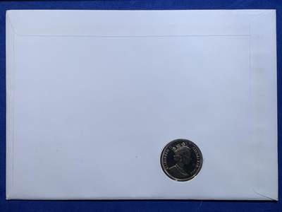 《竞宝斋》第423场 周日，周一，周二  3场连拍 （全场包邮） 英国直布罗陀2000年威廉王子18岁生日纪念限量邮币封，嵌入2000年英国直布罗陀同题材纪念克朗币。超大设计，王子朝气。