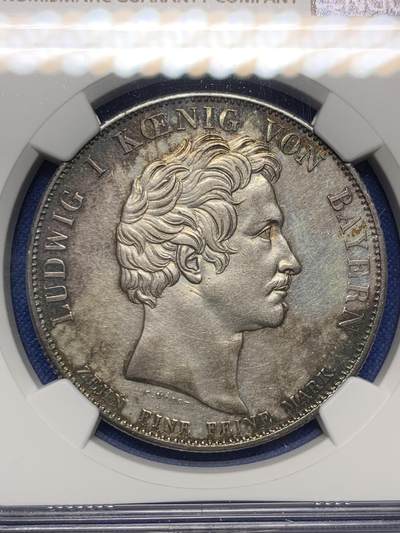 《竞宝斋》第423场 周日，周一，周二  3场连拍 （全场包邮） NGC UNC 德国 巴伐利亚 1835年 马克西米利安·约瑟夫国王纪念碑 泰勒银币 细节 包浆不错 性价比之选