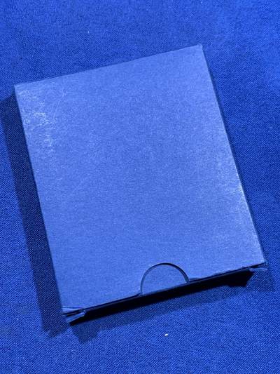 《竞宝斋》第423场 周日，周一，周二  3场连拍 （全场包邮） 意大利1981年维吉尔500里拉纪念银币 原盒+说明书