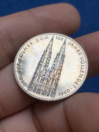 《竞宝斋》第423场 周日，周一，周二  3场连拍 （全场包邮） 联邦德国1980年5马克 科隆大教堂建成100周年 原光UNC品相精制币