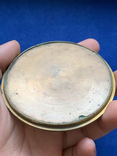 《竞宝斋》第423场 周日，周一，周二  3场连拍 （全场包邮） 围攻巴士底狱单面铜章 92.1克 84mm 顶部有打孔 大直径 品种少见