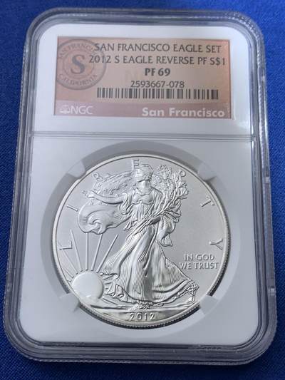 《竞宝斋》第423场 周日，周一，周二  3场连拍 （全场包邮） NGC PF69 美国2012年鹰洋自由行走女神反向精制纪念银币，PROOF反向精制币，币面清爽干净又漂亮，打制精美，状态一流。目前只发行过7个年份，反向精制行走比精制价格贵许多。
