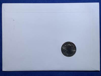 《竞宝斋》第423场 周日，周一，周二  3场连拍 （全场包邮） 英国2000年千禧年跨越世纪，格林尼治倒计时主题纪念限量邮币封，经典世纪倒计时表盘同题材5英镑纪念克朗币。经典的一枚，超大幅设计。