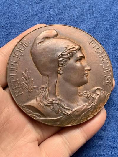 《竞宝斋》第423场 周日，周一，周二  3场连拍 （全场包邮） 名家MAX BOVRGEOIS 1887年作萨迪·卡诺当选总统纪念大铜章 带原盒 179.5克 71.7mm 丰饶角铜标