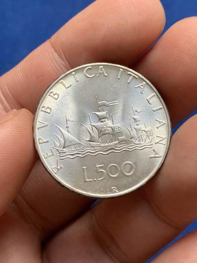 《竞宝斋》第423场 周日，周一，周二  3场连拍 （全场包邮） 意大利1966年少妇500里拉银币 原光