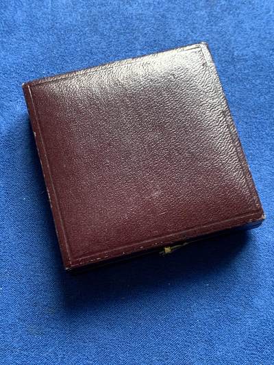 《竞宝斋》第423场 周日，周一，周二  3场连拍 （全场包邮） 巴黎综合技术协会铜章 带盒 32.1克 40.7mm 丰饶角铜标