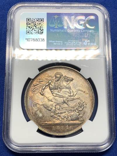 《竞宝斋》第423场 周日，周一，周二  3场连拍 （全场包邮） NGC AU58 英国1887年维多利亚高冠马剑克朗银币 包浆厚重 味道好