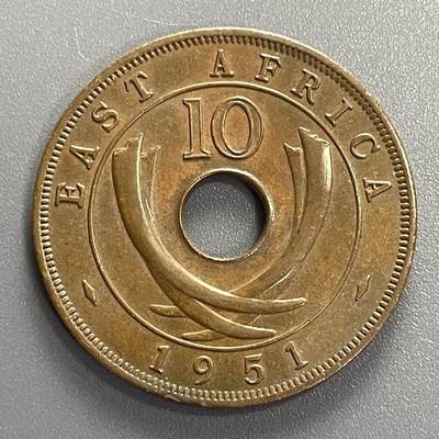 回流钱币1001-1 - 英属东非1951年乔治六世10分中孔大铜币 未使用美品