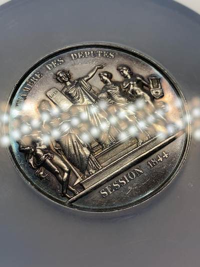 《竞宝斋》第423场 周日，周一，周二  3场连拍 （全场包邮） NGC UNCD 1844年法国七月王朝议会纪念银章 53mm 加大加厚盒